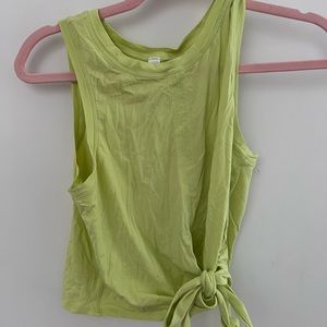 Lululemon workout top